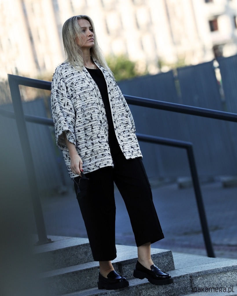 spodnie materiałowe damskie Tola - Dzianinowe spodnie culotte o długości 7/8 5