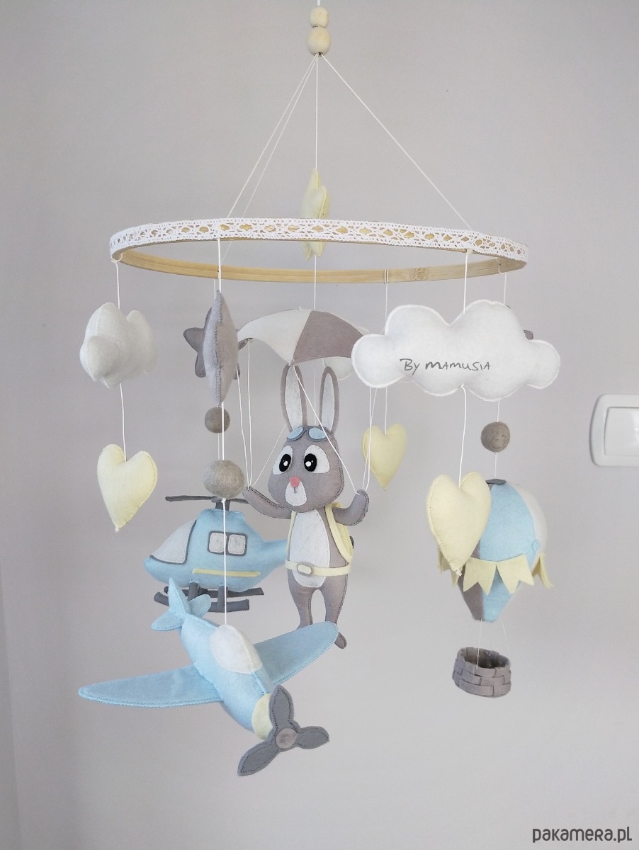karuzele i girlandy do łóżeczka Karuzela handmade dla dzieci , spadochron, balony i chmurki do pokoju 2