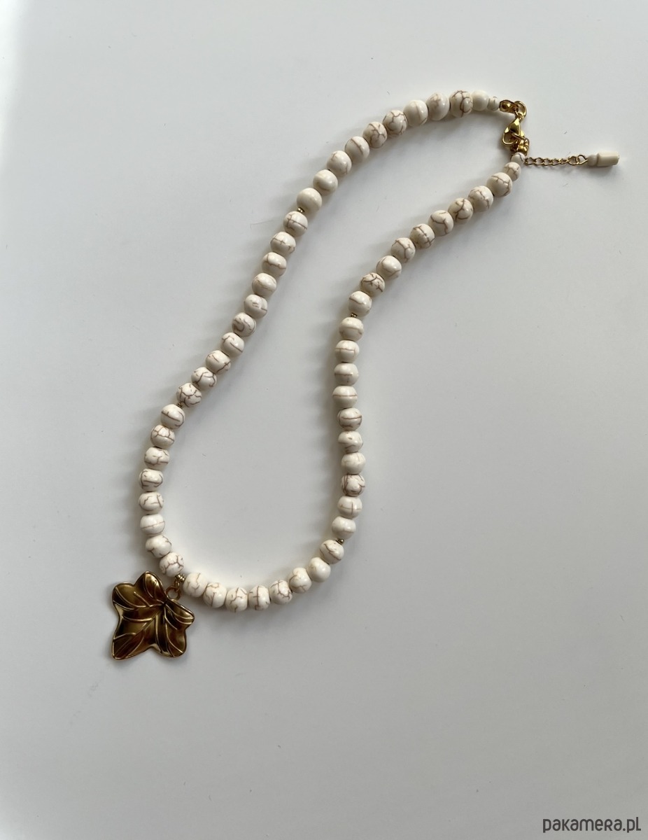 naszyjniki - inne Naszyjnik Golden Leaf z zawieszką w kształcie listka 4