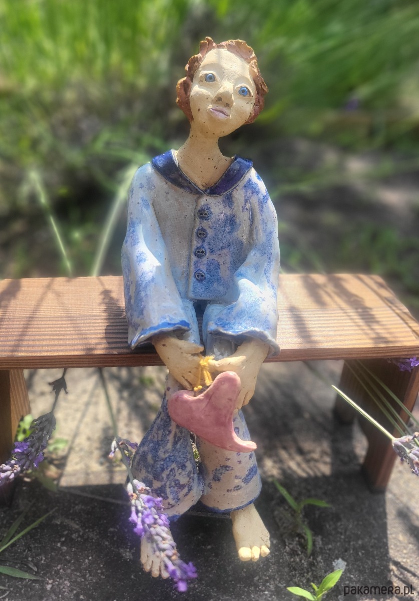 figurki i rzeźby Anioł Marzyciel 3