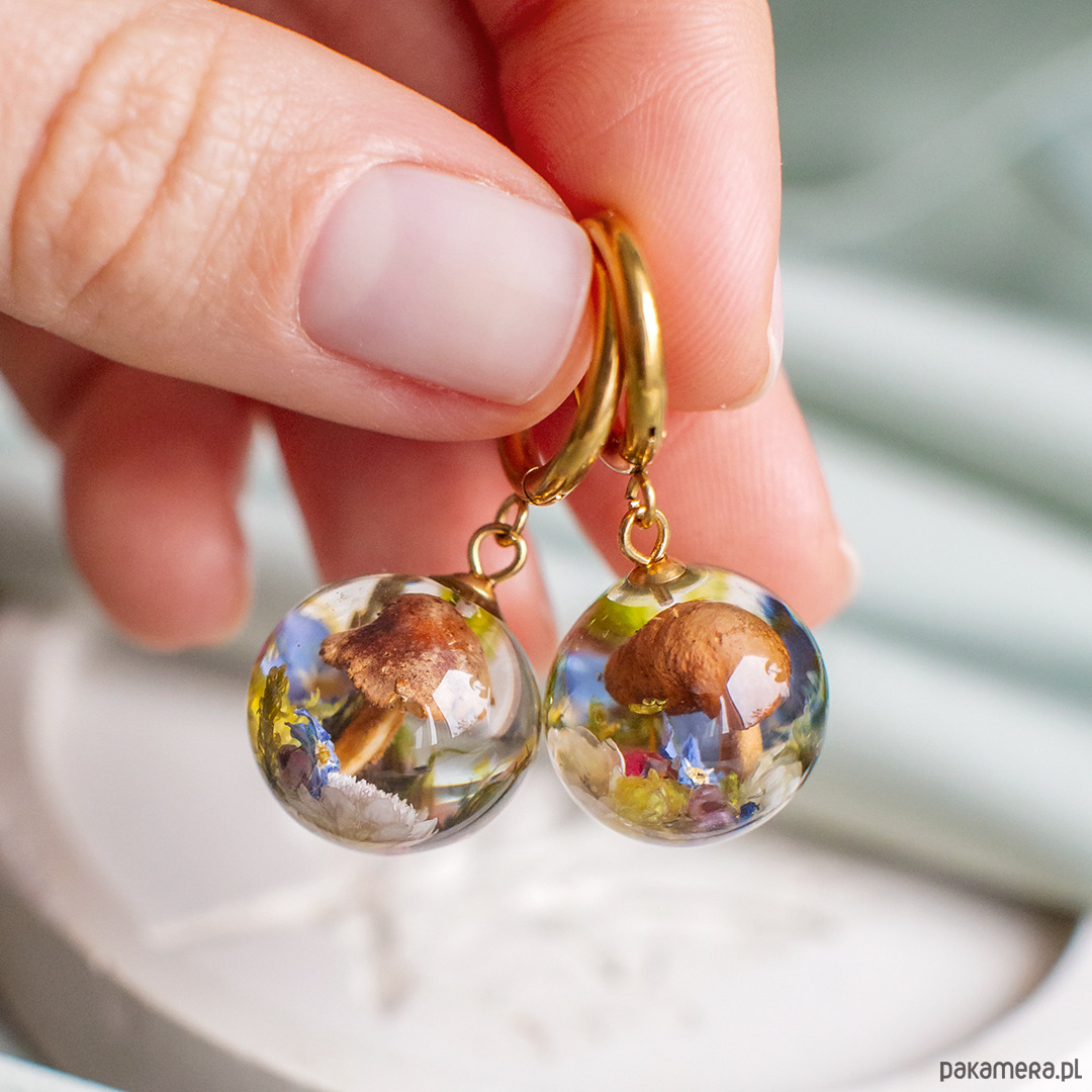 kolczyki z żywicy Kolczyki z leśną kompozycją 2