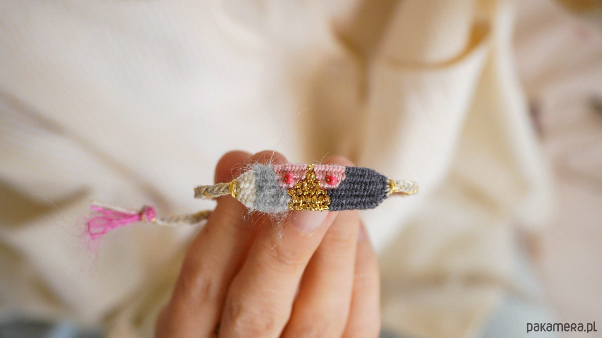 bransoletki na sznurku Bransoletka ręcznie ręcznie robiona, "Cycki" 2