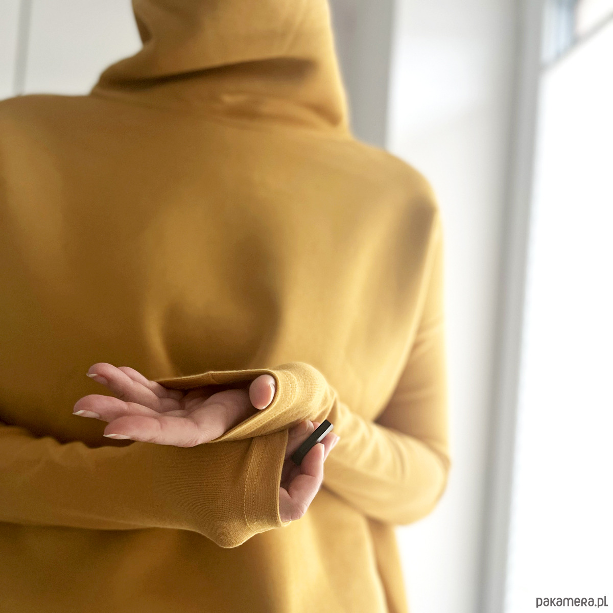 bluza bez kaptura damska Wąski rękaw Golf Musztarda 1