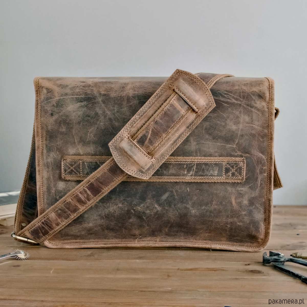 torby i nerki męskie Belveder Brązowa Torba Listonoszka Męska z Klapą Skóra Buffalo Vintage LB37 4