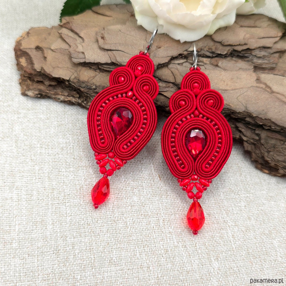 kolczyki soutache Kolczyki sutasz czerwone Verra eleganckie wieczorowe z kryształkami 2