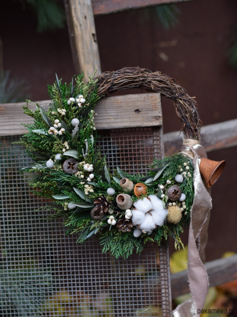 wianki bożonarodzeniowe Wianek świąteczny z stabilizowanych i suszonych roślin 1