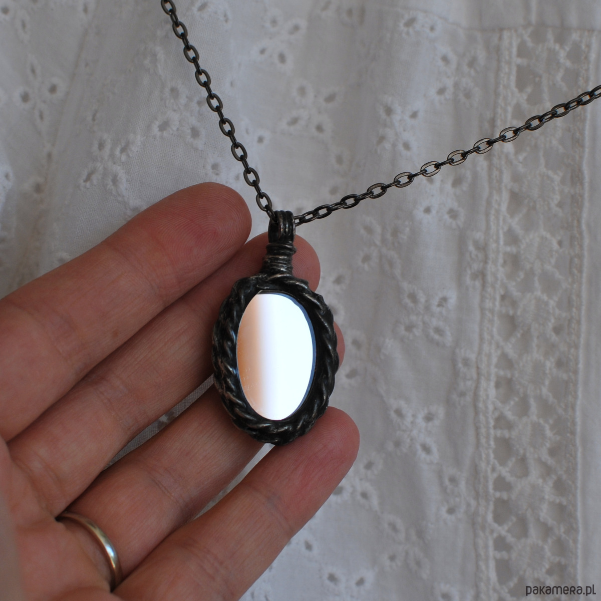 wisiory Whisper Mirror oval 1