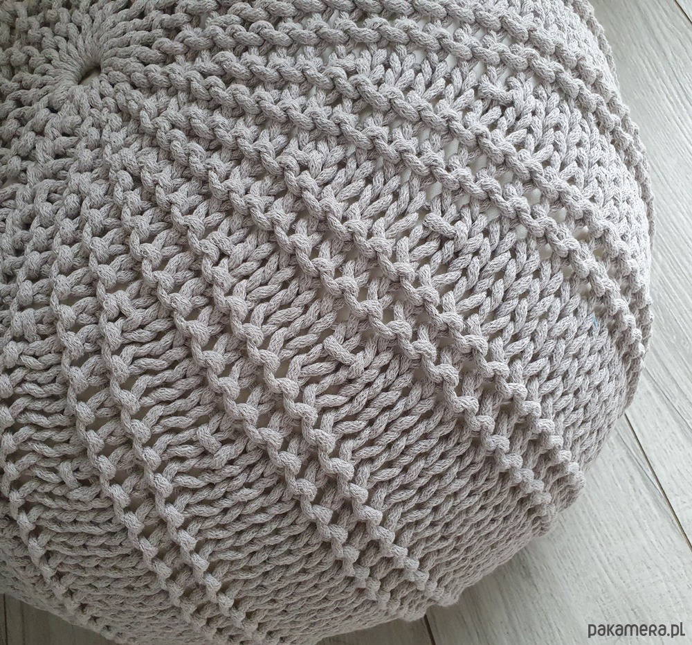 pufy do siedzenia Dziergany puf, puf, pufa, pufa na drutach 1