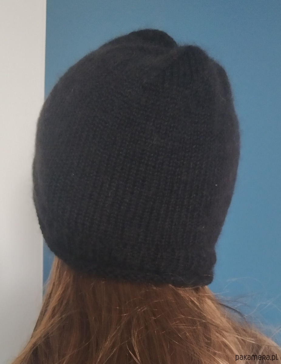 czapki damskie Czapka Cloche cienka przejściowa z moheru czarna 2