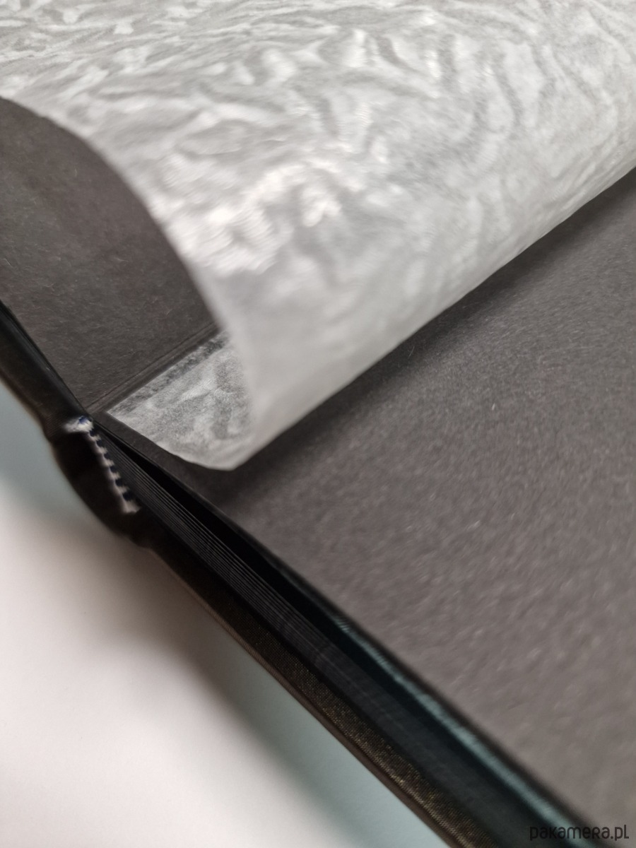 notatniki i albumy Album na zdjęcia Jaśmin 32x32 40 czarnych kart z przekładkami 3