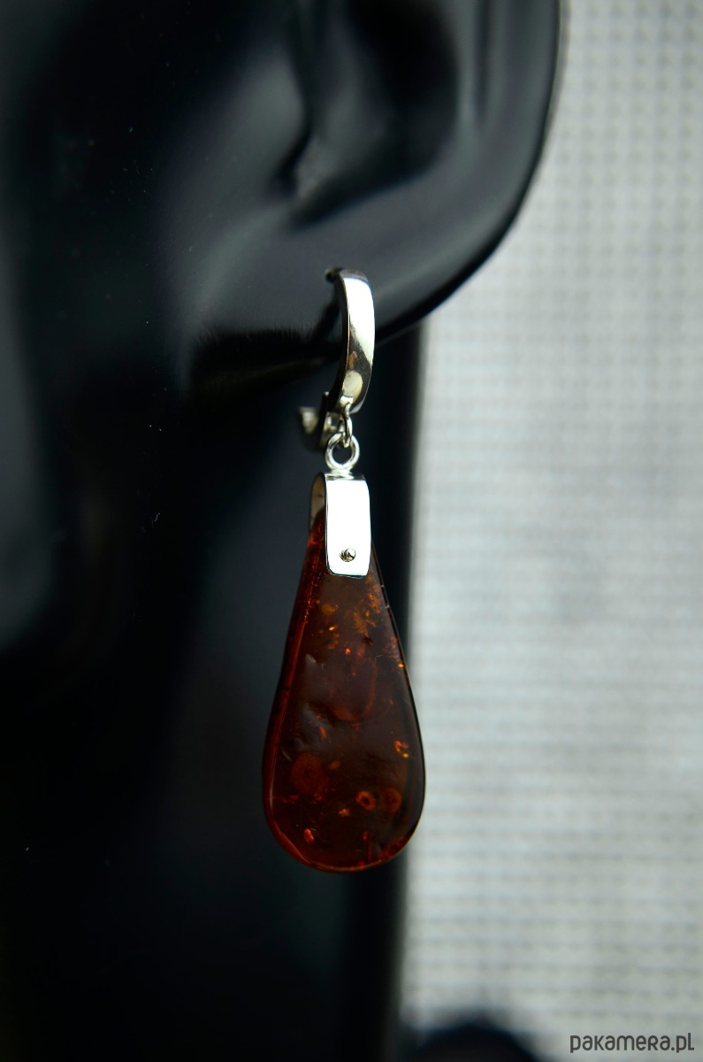 kolczyki srebrne Eleganckie srebrne kolczyki z bursztynem 2