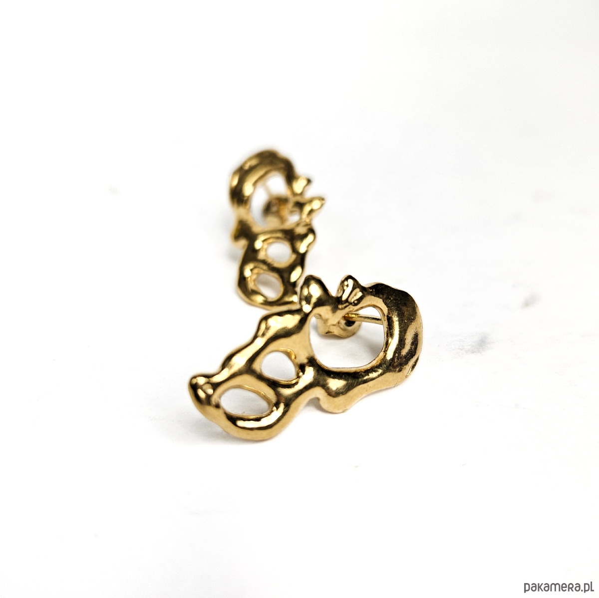 kolczyki pozłacane Ażurowe organiczne pozłacane kolczyki SMUGI 2