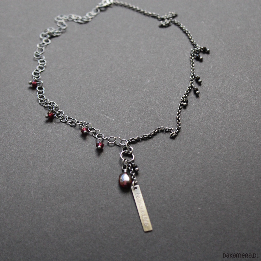 srebrne naszyjniki Naszyjnik Be incredible z granatmi i czarnym turmalinem 4