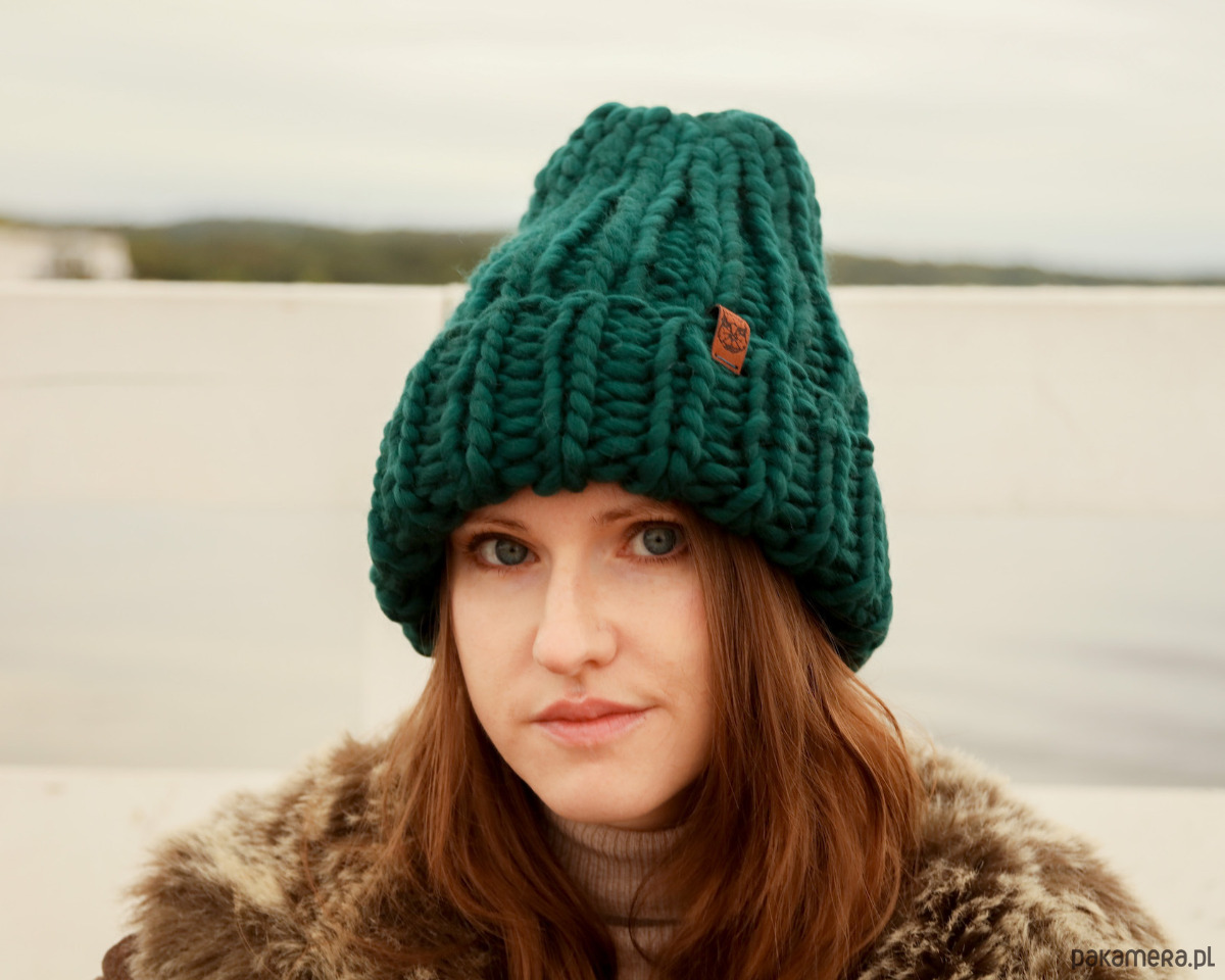 czapki damskie Klasyczna czapka oversize z grubej wełny butelkowa zieleń 6