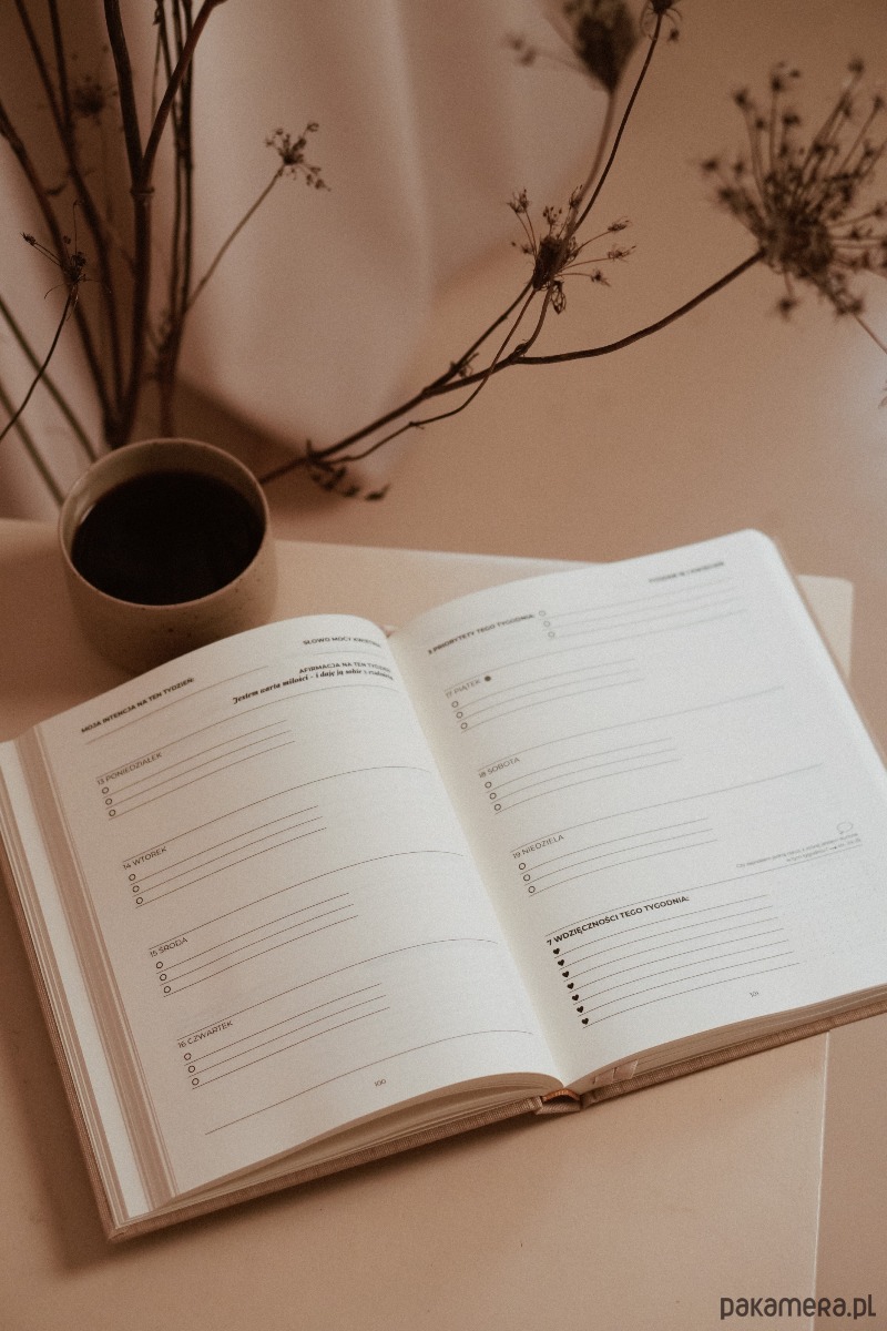 kalendarze i plannery SLOW PLANNER 2026  układ tygodniowy  Kojąca Matcha 9