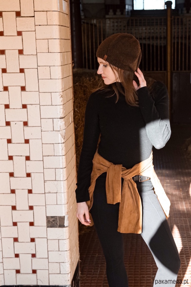 czapki damskie Lekka czapka z wełny alpaki mokka ciemny brąz 7