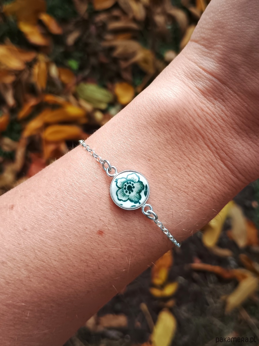 bransoletki ceramiczne Bransoletka z zielonym kwiatkiem 2