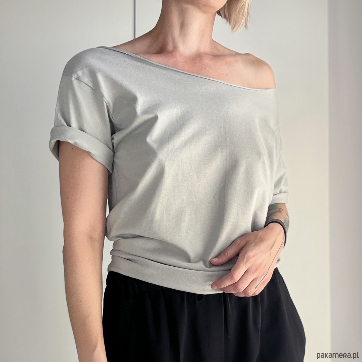 t-shirt damskie Cyna Oversize Bez Nadruku 1