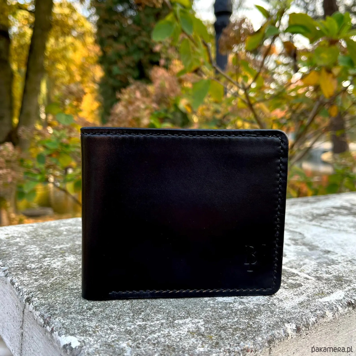 portfele męskie Portfel skórzany klasyczny na banknoty bifold 6