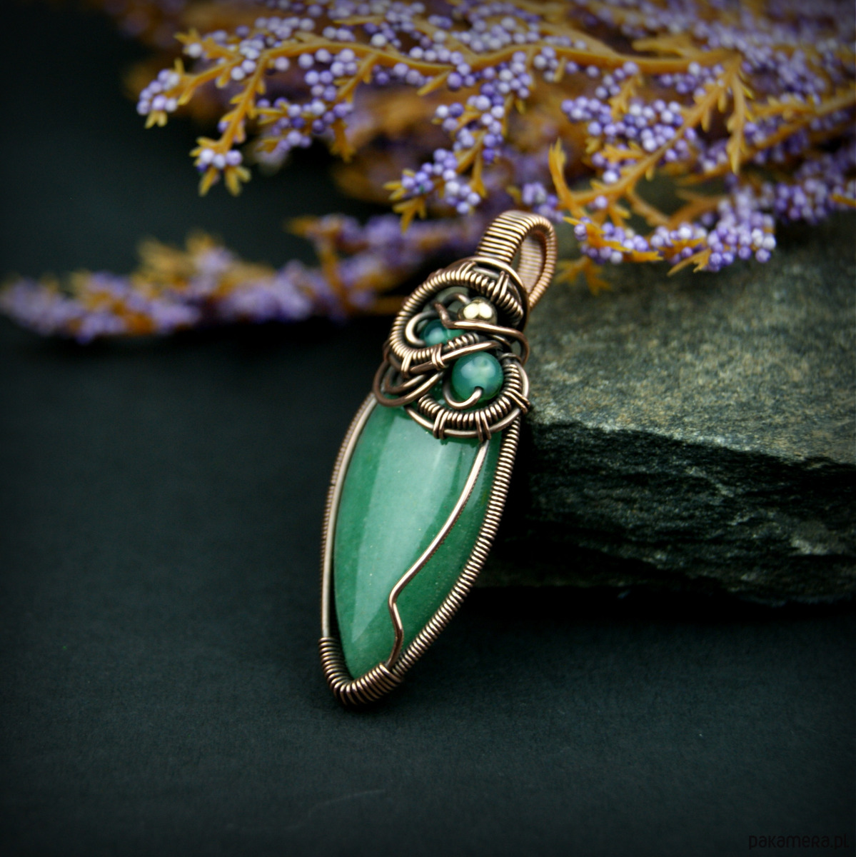 wisiory Wisiorek z zielonym agatem  wire wrapping 8