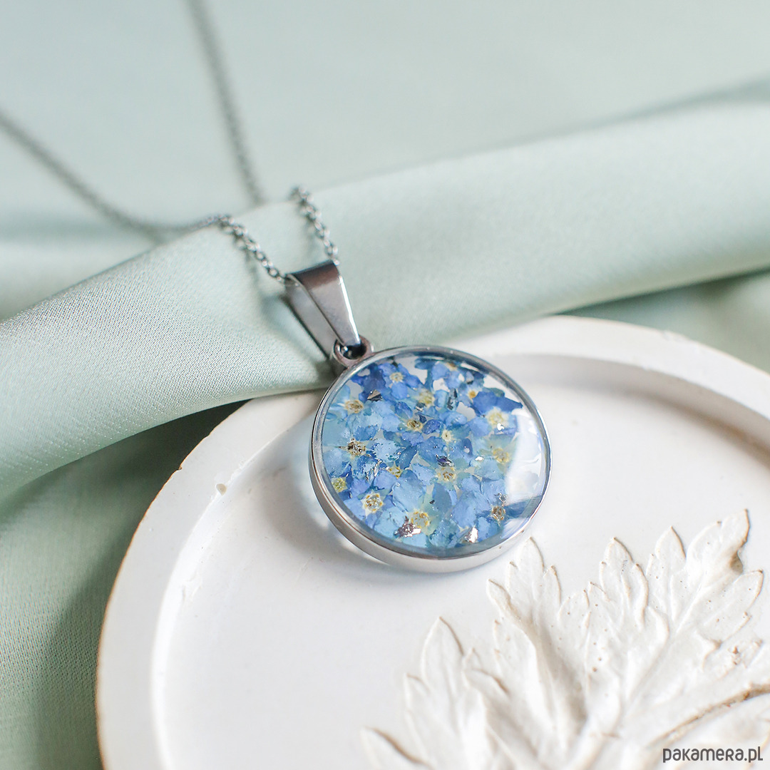 wisiory Wisiorek z niezapominajkami 1