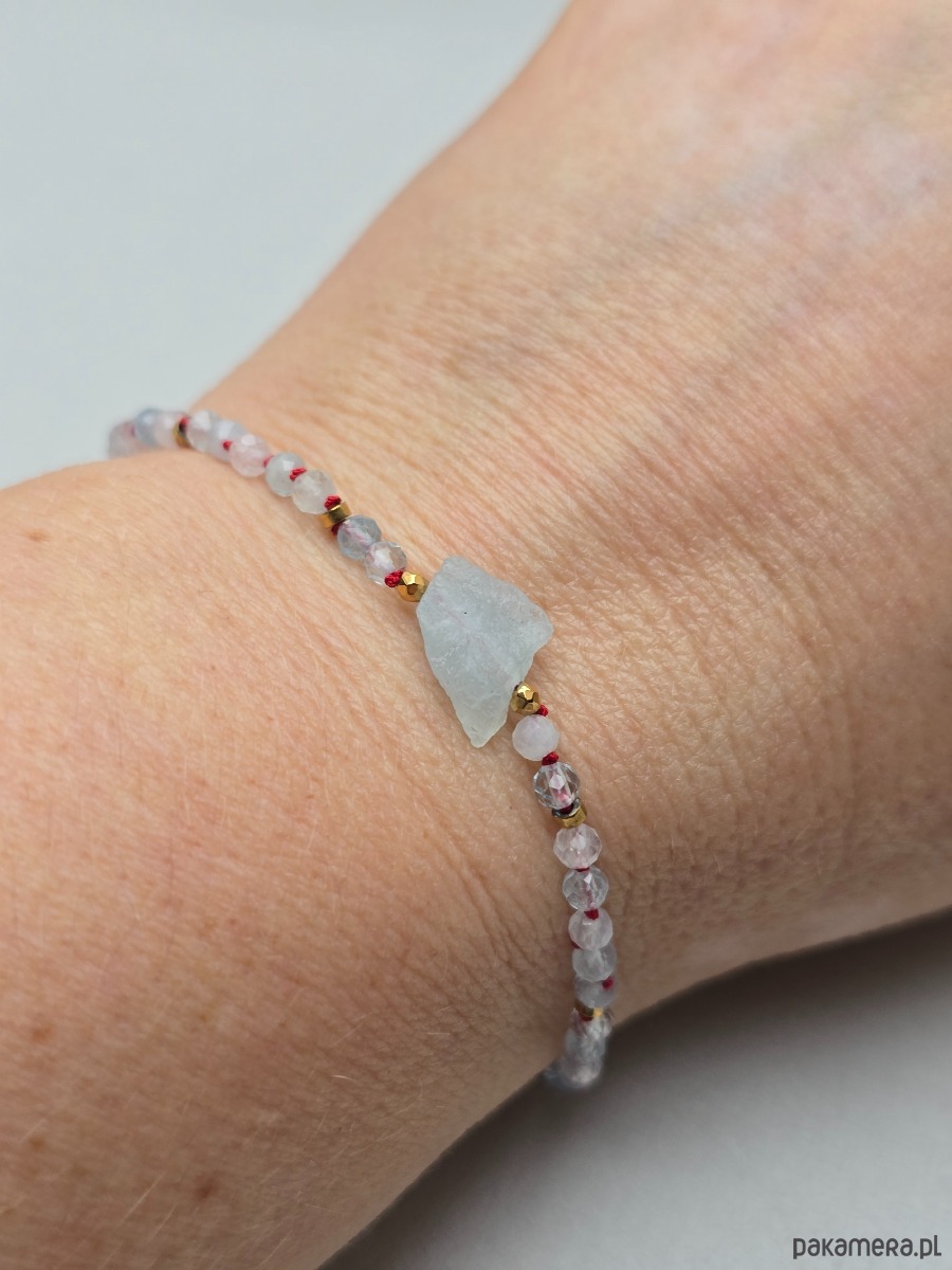 bransoletki na sznurku Supełkowane Akwamaryny 1