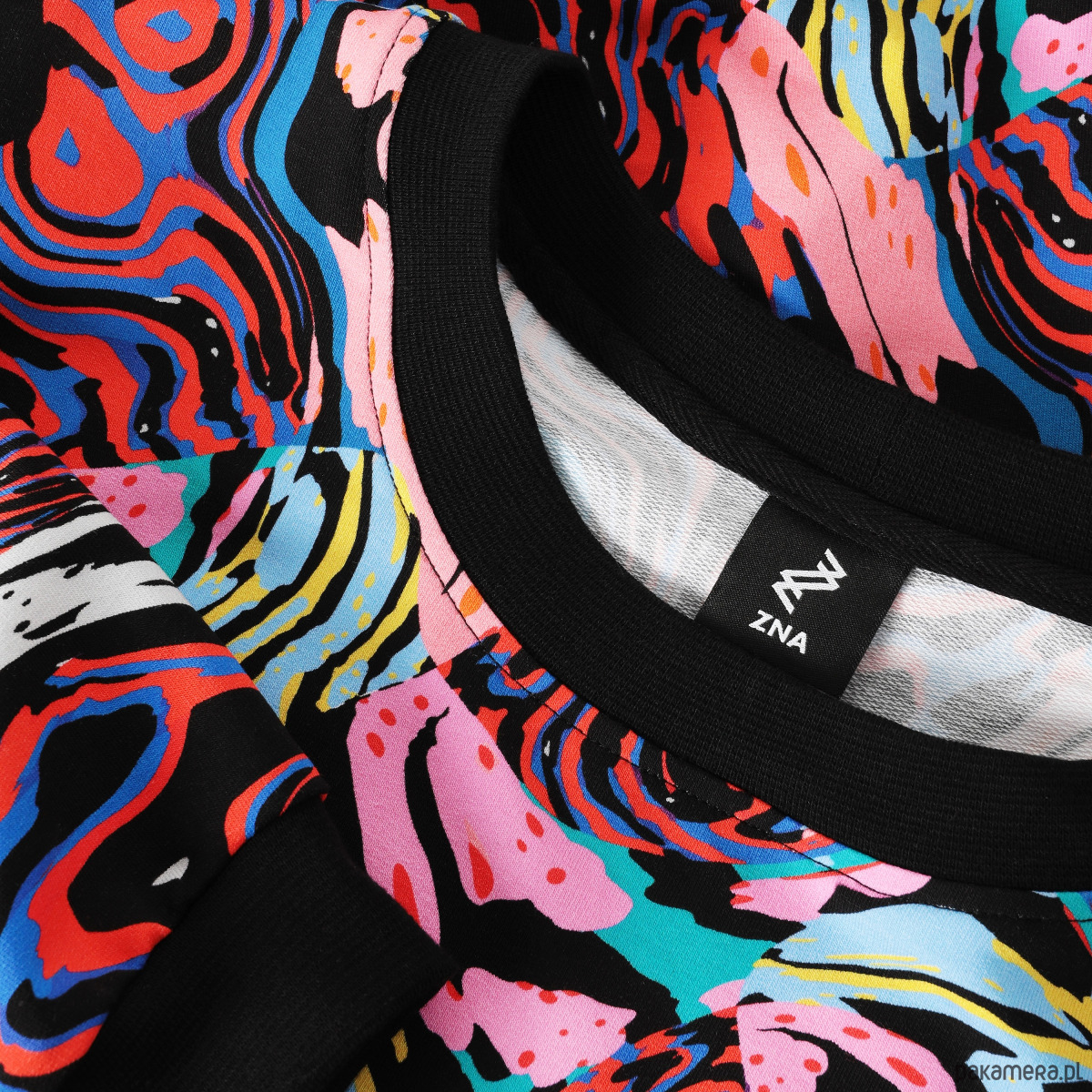 bluza bez kaptura damska Fika - Kolorowa wzorzysta bluza 1