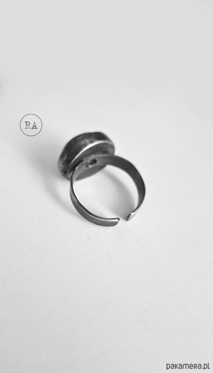 pierścionki srebrne Labradoryt: srebrny pierścień regulowany oksydowany 2