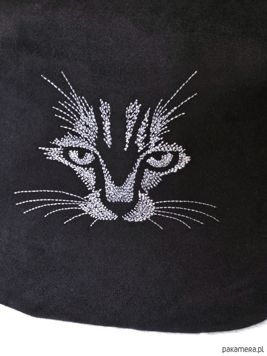 torby na ramię Czarna listonoszka torebka z kotkiem , kot haftowany haft 2