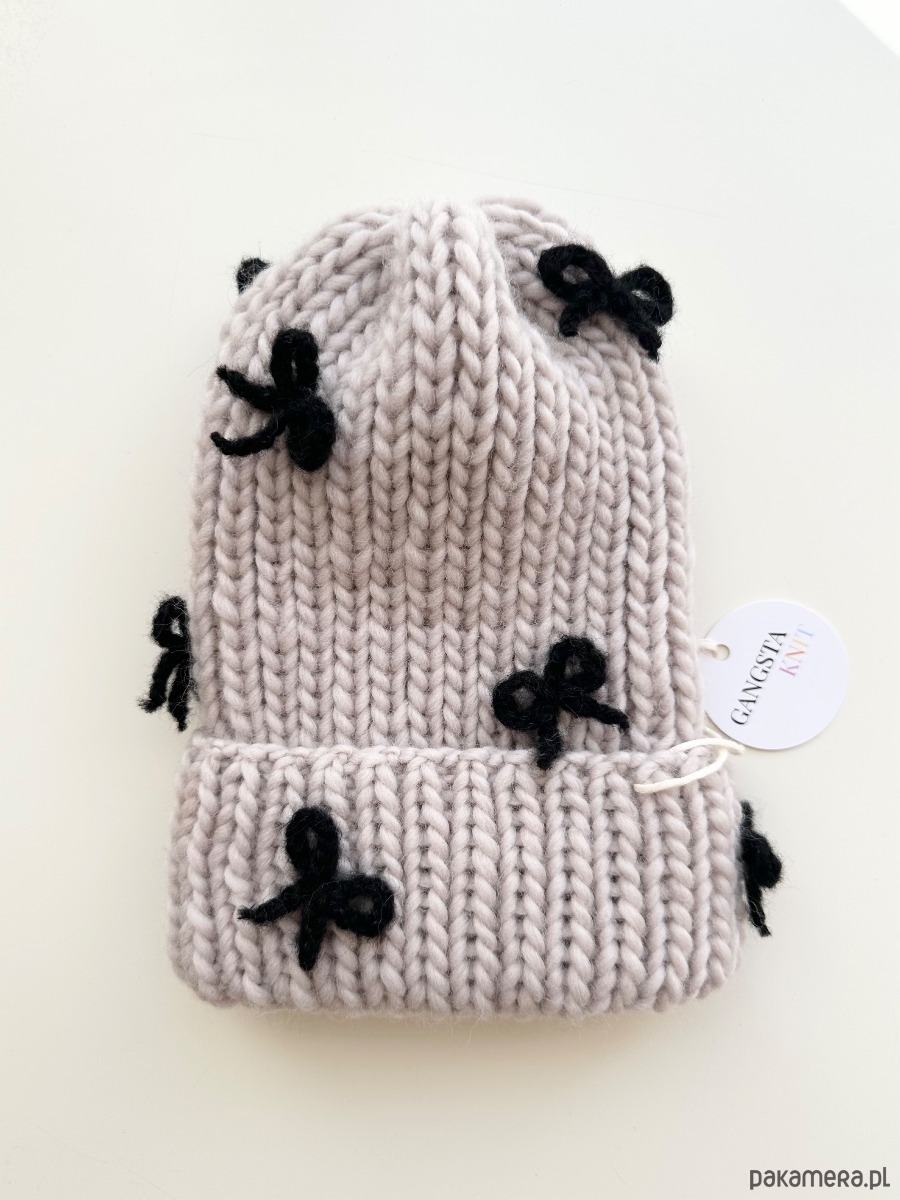 czapki damskie Wełniana czapka w małe kokardki 100% wełna handmade ręcznie robiona 3
