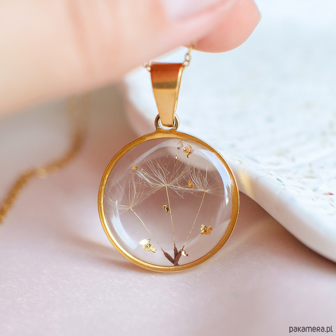 wisiory Wisiorek z rzęsek dmuchawca 1