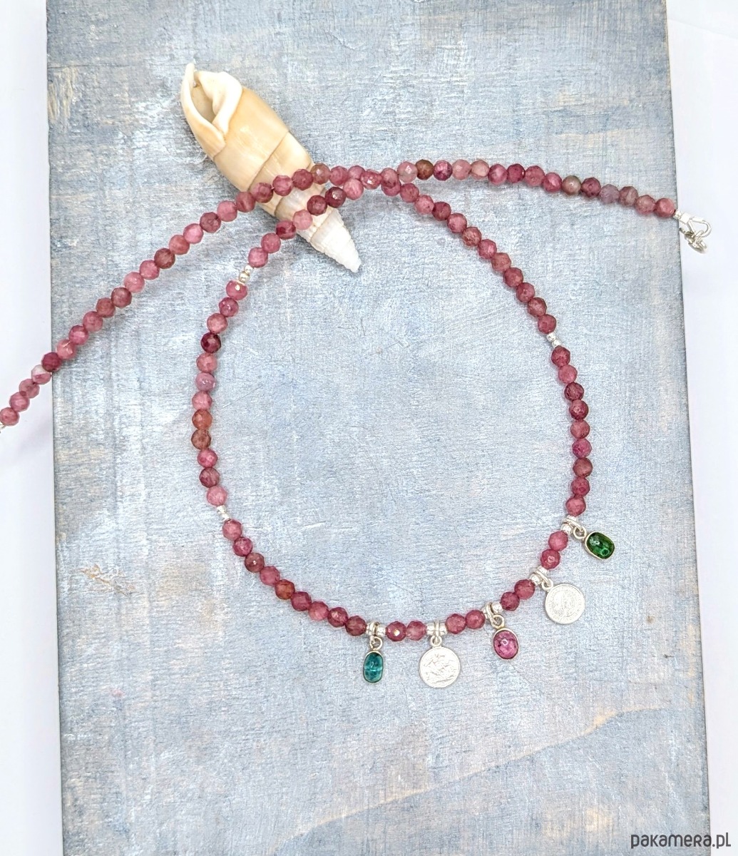 srebrne naszyjniki Turmaliny ze srebrnymi zawieszkami, naszyjnik 2