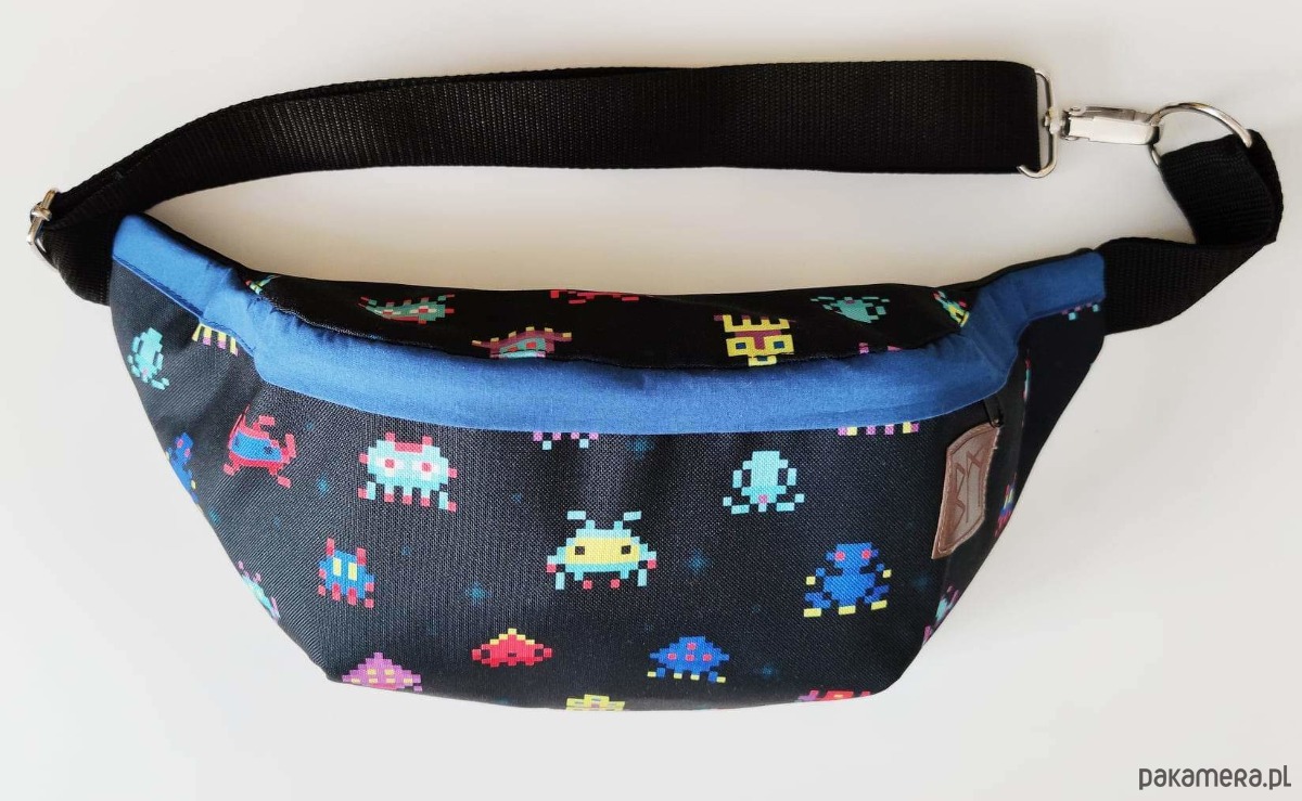 torby i nerki męskie Nerka Space Invaders 2
