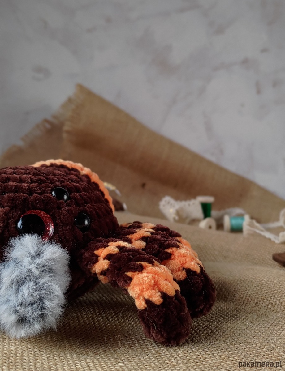 misie i maskotki Duży pajączek, Pająk pluszowy, Przytulanka dla dziecka, Maskotka na prezent 1