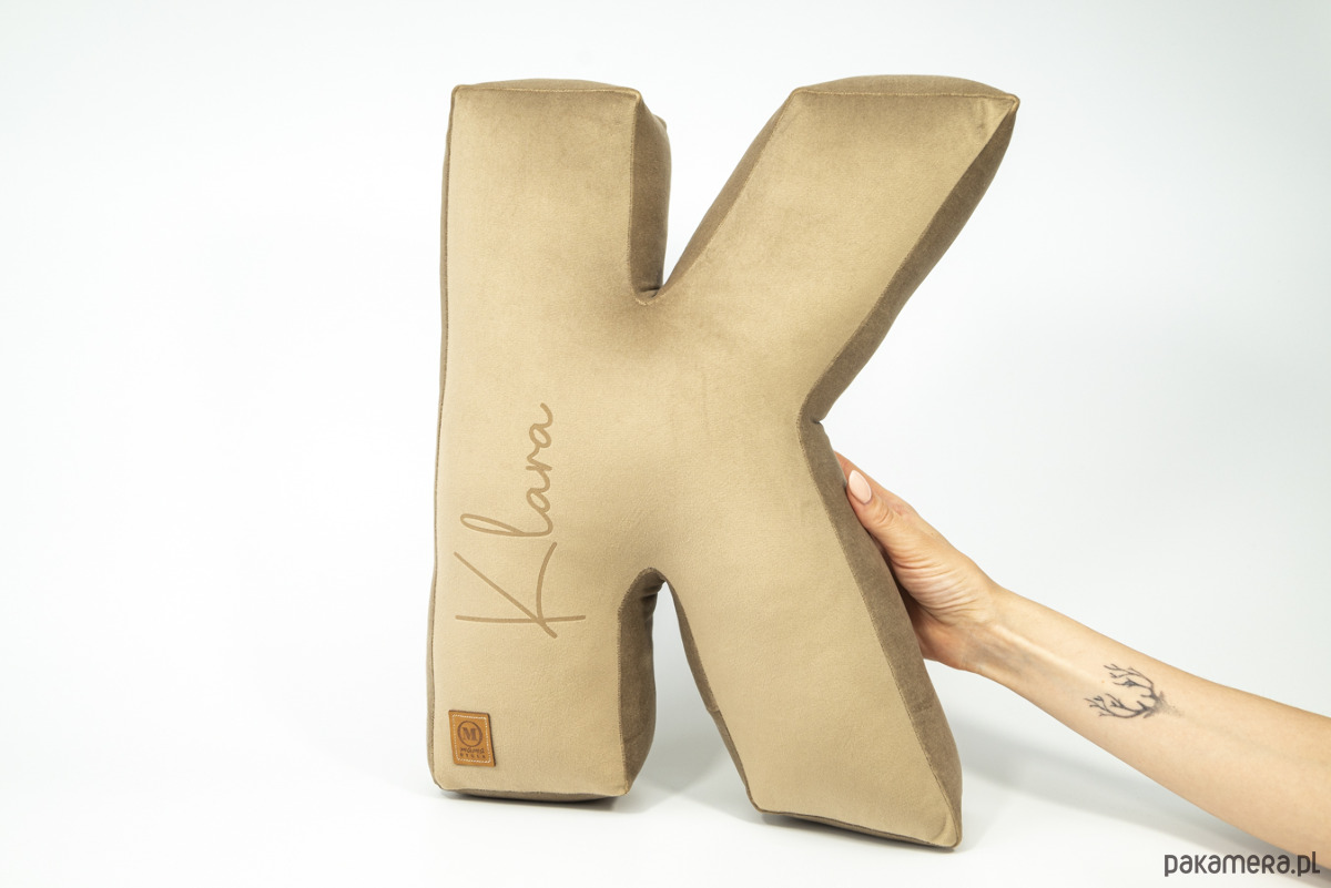 dekoracje świąteczne Poduszka dekoracyjna litera, literka, inicjały z imieniem - kolor do wyboru 4