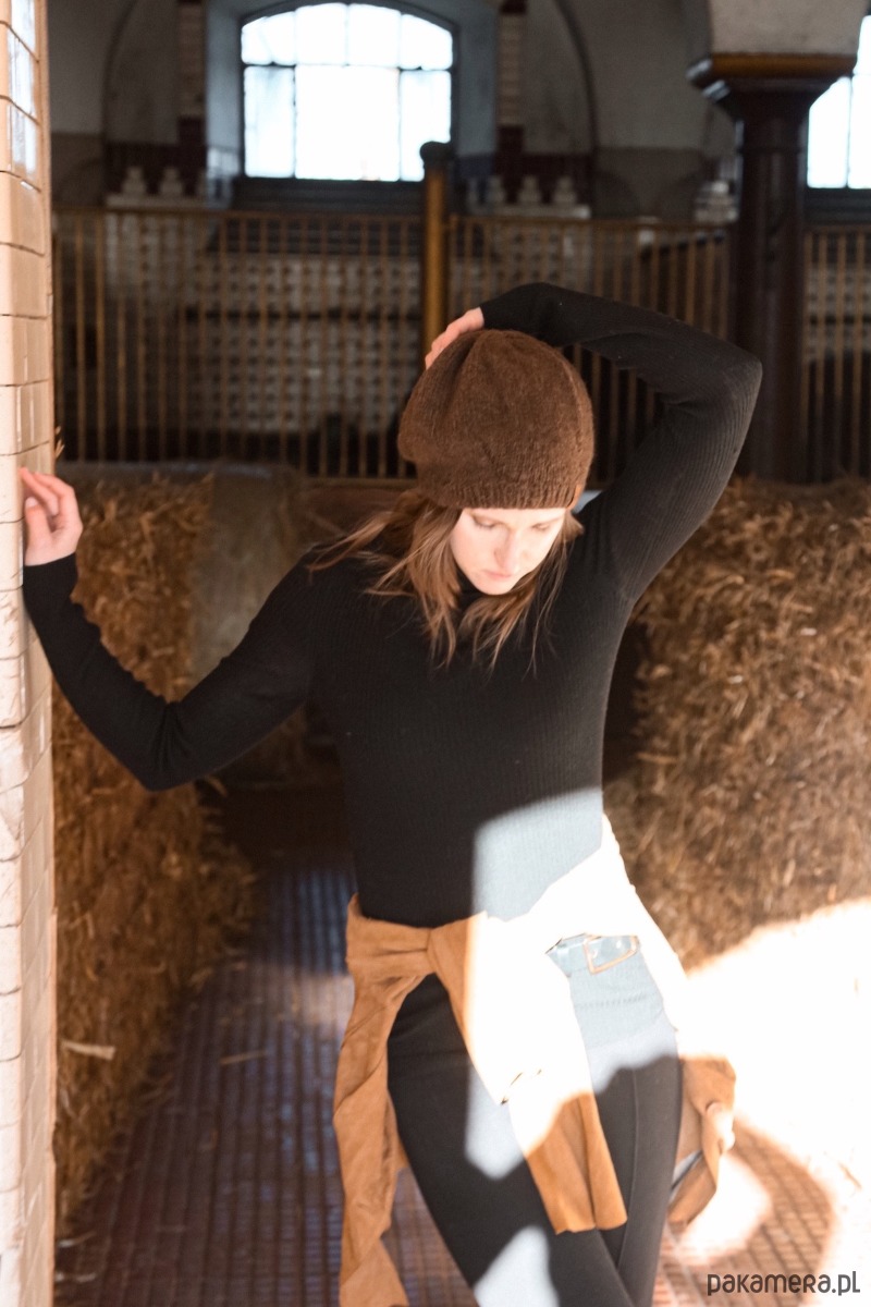 czapki damskie Lekka czapka z wełny alpaki mokka ciemny brąz 6