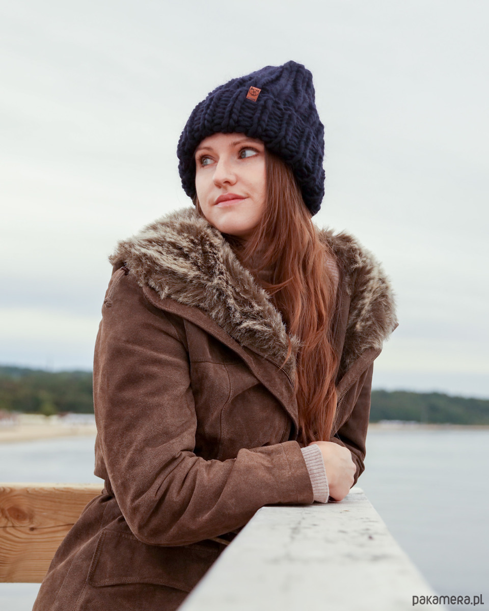 czapki damskie Granatowa czapka oversize z grubej wełny klasyczna 5