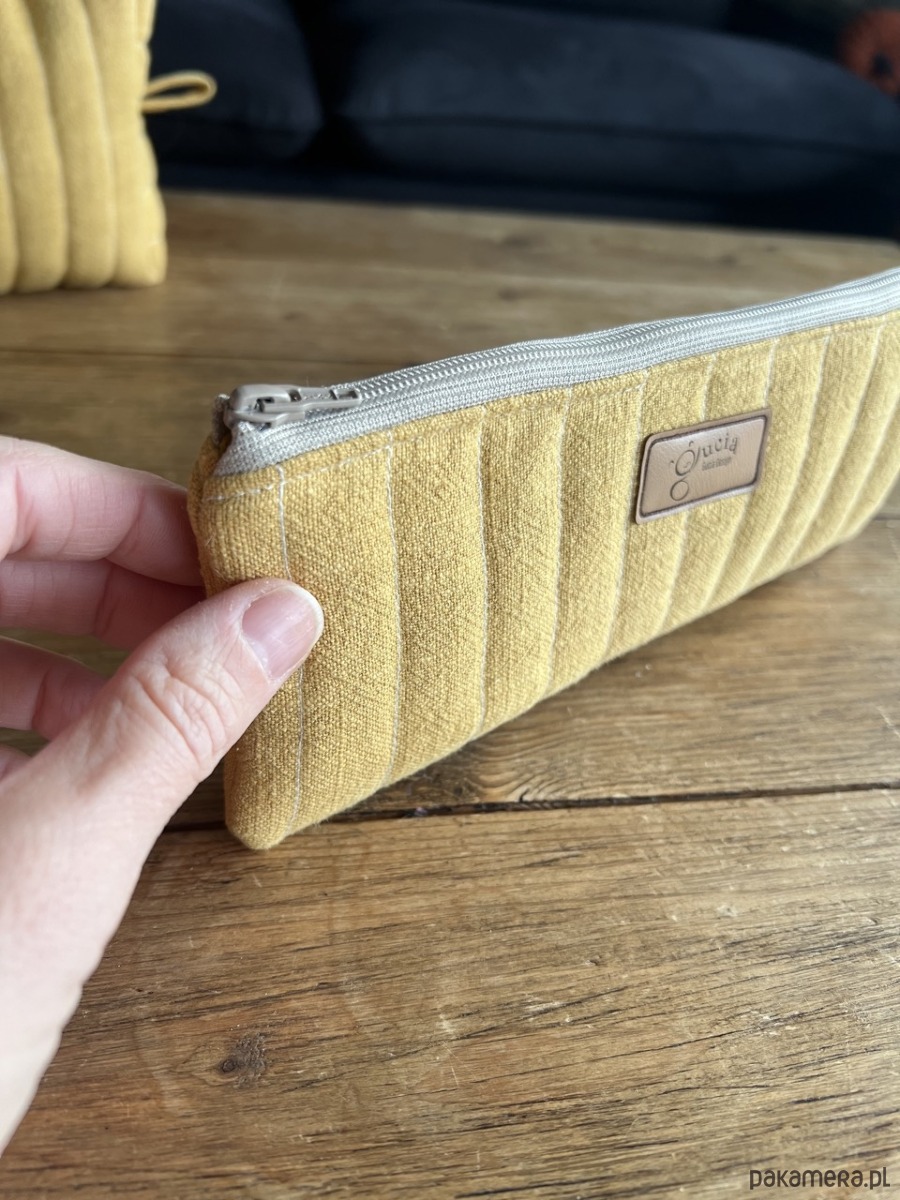 piórniki Piórnik lniany - musztarda 2