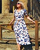 sukienki midi damskie WIskozowa sukienka midi w niebieskie kwiaty 4