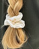gumki do włosów Jedwabna scrunchie gumka frotka midi szampańska 3