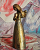 figurki i rzeźby Rzeźba z gipsu Anioł Czułości złoty wys. 11,6 cm 2