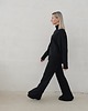 komplety damskie Kanani komplet spodnie dzwony i bluza z golfem czarny 3