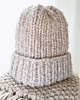 czapki damskie Zestaw czapka szalik miękka i ciepła wełna ozdobne frędzle handmade 7