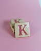 magnesy Ceramiczny magnes, różowa literka K 1