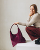 torby na ramię Torba HOBO z weluru tapicerskiego w kolorze BAKŁAŻANOWYM 1