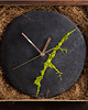 zegary Okrągły betonowy zegar ścienny z chrobotkiem reniferowym - ciemny 2