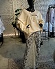 bluza bez kaptura damska Bluza z unikatowymi cięciami i koronką 5