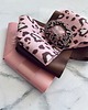 broszki Pudrowa Brosza z kolekcji Glamour z cudownym kryształem 7