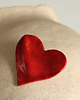broszki Czerwone serducho, ceramiczna  broszka 2