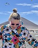 bluza z kapturem damska Bluza kwiaty z czarnym akcentem 1